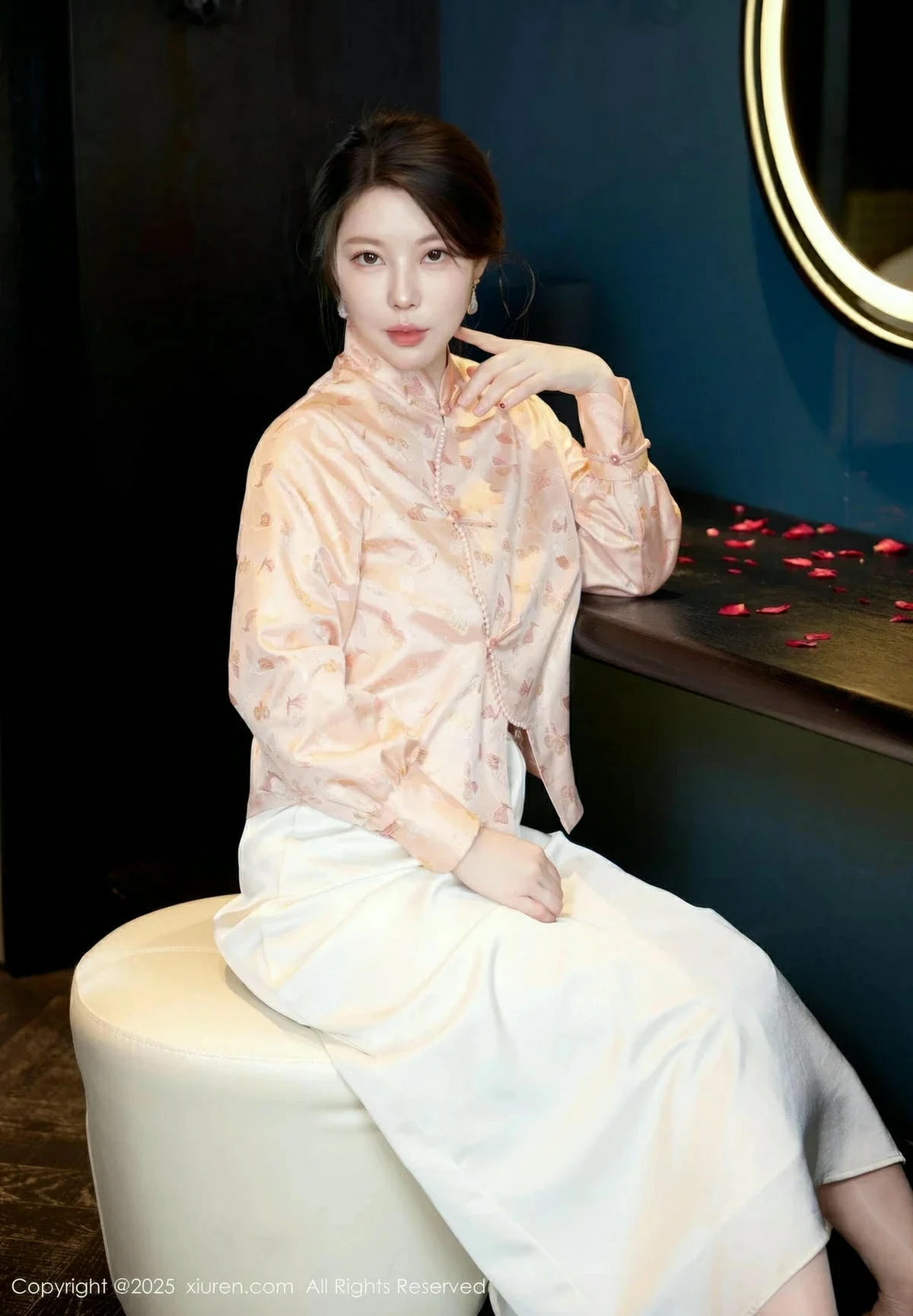 [XiuRen秀人网]2025.05.29 Vol.10341 白茹雪abby 完整版无水印写真[73P]